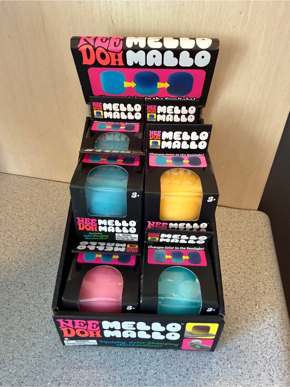 New 10 Schylling NeeDoh Color Change Mello Mallo Schylling in Store Display Box